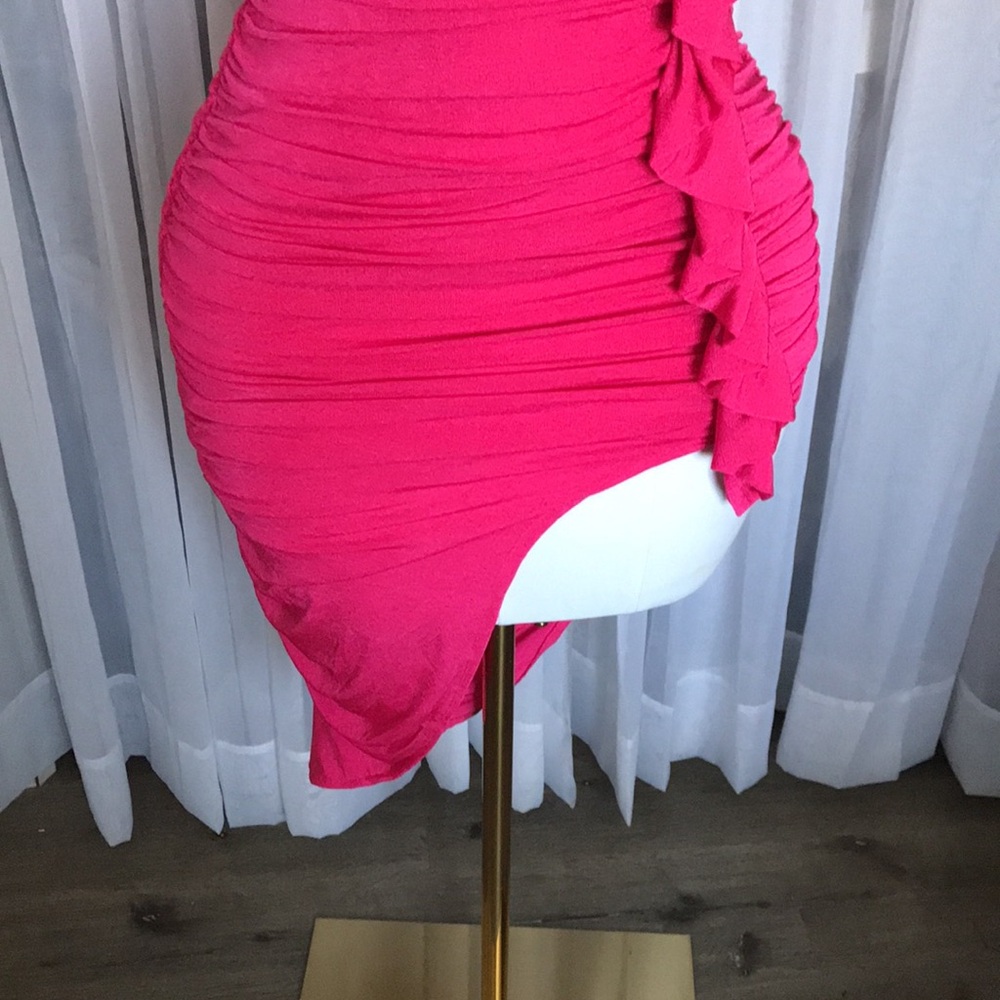 Side Ruched Ruffle Trim One-Shoulder Dress - Picture 4 of 6